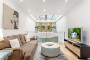 3 Bedroom Terrace in the Heart of Sydney, Sydney